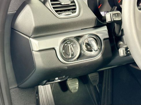 Used 2025 Porsche 718 Cayman RWD image 10