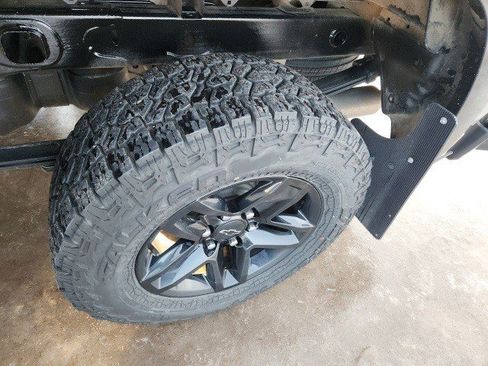 Certified 2022 Chevrolet Silverado 1500 LT Trail Boss w/ Safety Package image 9