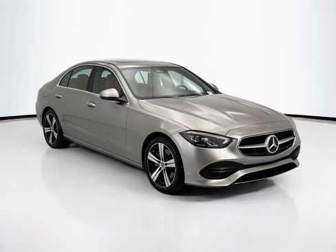 Used 2022 Mercedes-Benz C 300 Sedan image 3