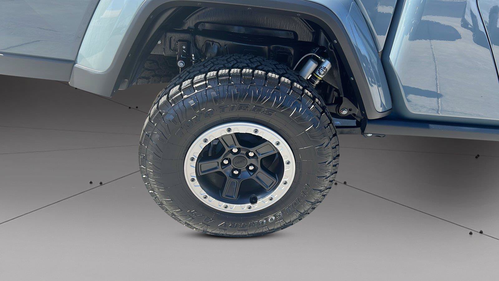 Used 2024 Jeep Gladiator Sport AWD/4WD image 21