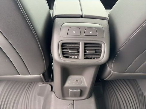 New 2026 Buick Envision Avenir image 13