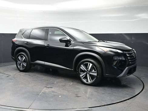 Used 2026 Nissan Rogue SL AWD/4WD image 3