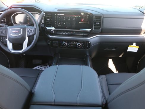 New 2026 GMC Sierra 2500 SLT w/ SLT Convenience Package AWD/4WD image 16