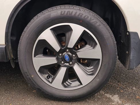 Used 2017 Subaru Forester 2.5i Premium w/ All-Weather Package image 30