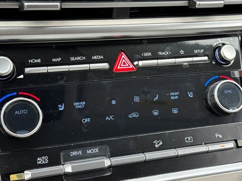 New 2026 Hyundai Santa Fe SEL FWD image 16