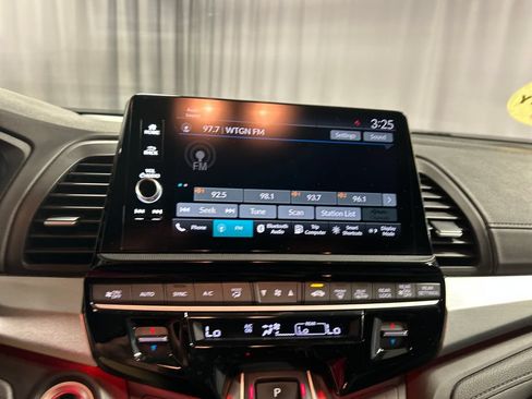 Used 2025 Honda Odyssey Sport-L image 15