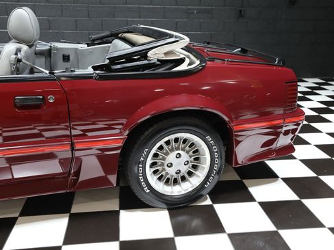 Used 1987 Ford Mustang GT RWD image 34