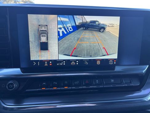 Used 2024 Chevrolet Silverado 1500 High Country w/ Technology Package image 31