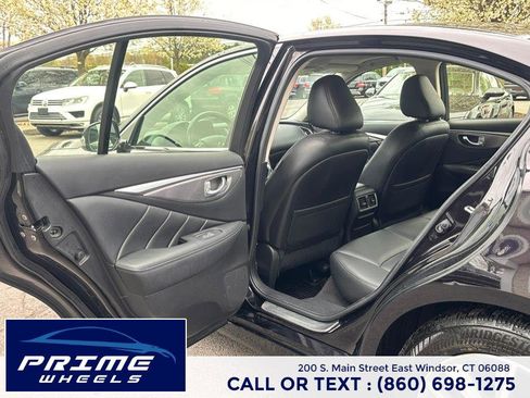 Used 2015 INFINITI Q50 Premium w/ Navigation Package image 11