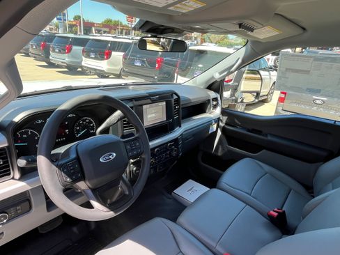 New 2026 Ford F550 2WD Regular Cab Super Duty image 7