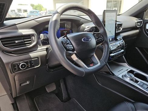 Used 2023 Ford Explorer ST w/ Equipment Group 401A AWD/4WD image 25