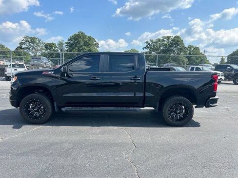 Used 2022 Chevrolet Silverado 1500 RST w/ Convenience Package II AWD/4WD image 2