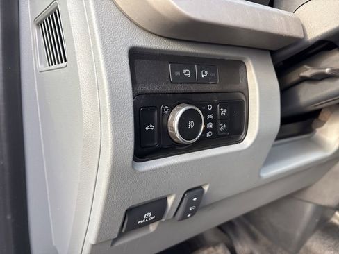 Used 2023 Ford F350 XLT w/ FX4 Off-Road Package image 17