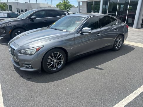 Used 2015 INFINITI Q50 w/ Signature Edition Package image 2