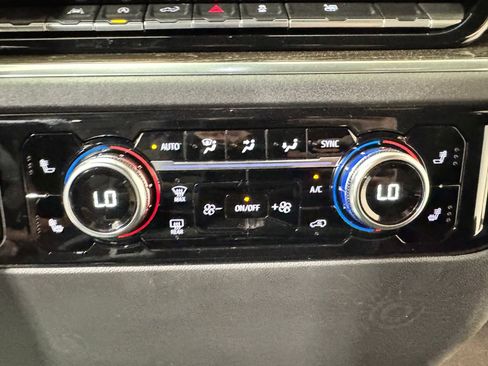 New 2025 GMC Sierra 1500 Elevation image 15