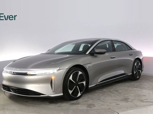 Used 2023 Lucid Air Touring image 2