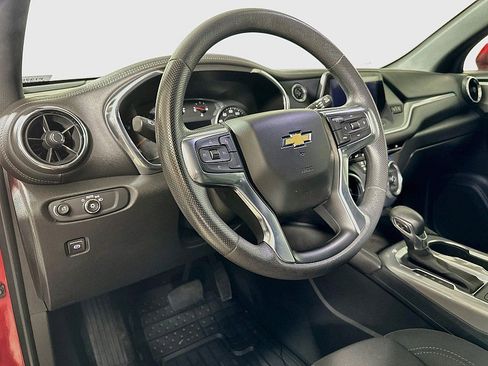 Used 2021 Chevrolet Blazer LT FWD image 9