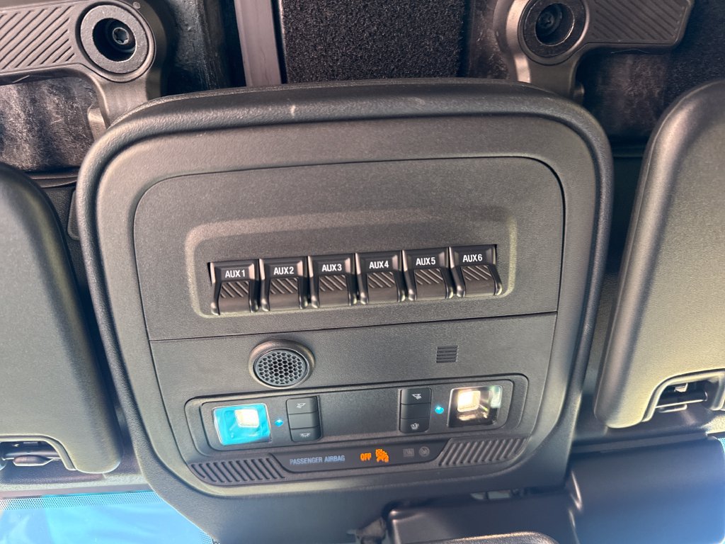 Used 2025 Ford Bronco Badlands AWD/4WD image 20