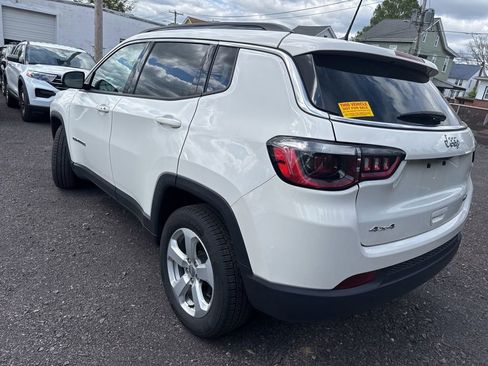 Used 2021 Jeep Compass Latitude w/ Convenience Group AWD/4WD image 4