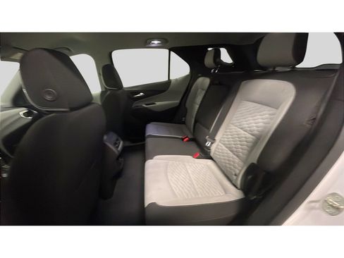 Used 2019 Chevrolet Equinox LT FWD image 14