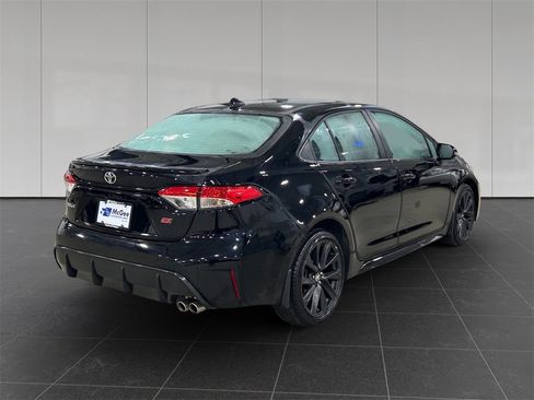 Used 2023 Toyota Corolla SE image 4