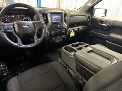 Used 2021 Chevrolet Silverado 1500 Custom AWD/4WD image 6