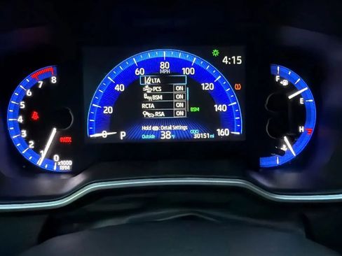 Used 2021 Toyota Corolla XSE image 16