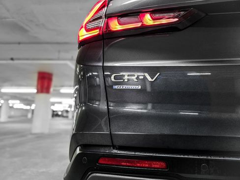 Used 2023 Honda CR-V Sport Touring image 9