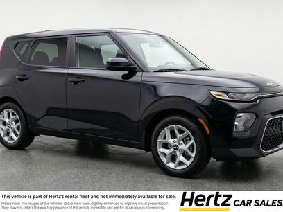 Used 2025 Kia Soul LX w/ LX Technology Package