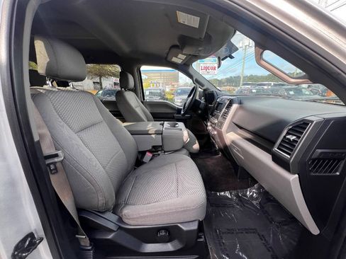 Used 2016 Ford F150 XLT image 13