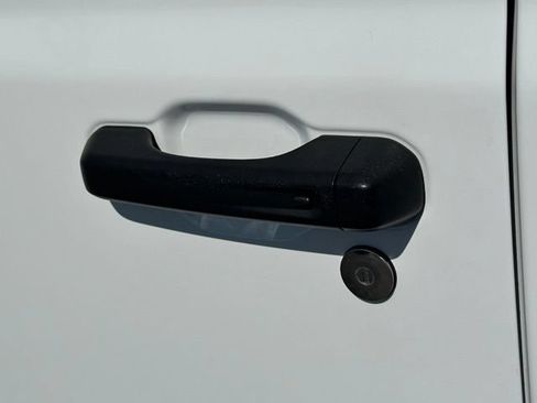 Used 2021 Jeep Wrangler Unlimited Sahara AWD/4WD image 15