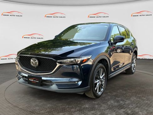 Used 2019 MAZDA CX-5 Signature AWD/4WD image 1