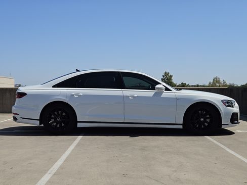 Used 2024 Audi A8 L 3.0T AWD/4WD image 9