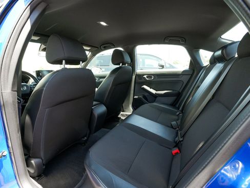 Used 2023 Honda Civic Sport image 36