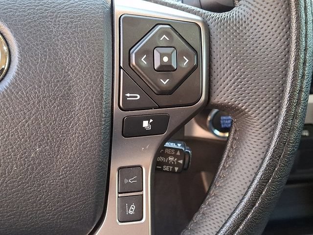 Used 2023 Toyota Tacoma SR5 w/ Technology Package AWD/4WD image 18