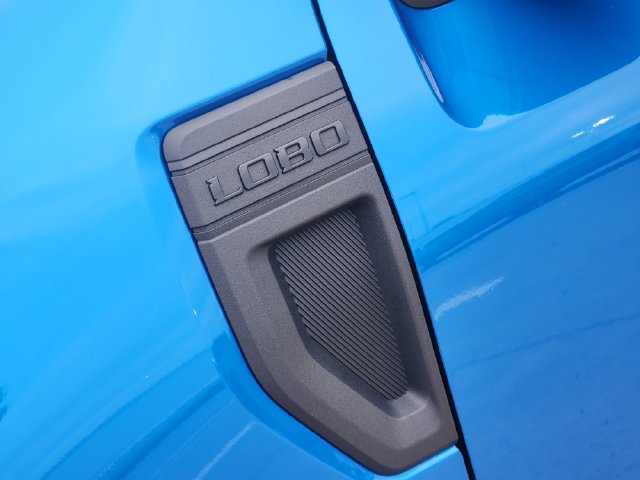Used 2025 Ford Maverick Lobo AWD/4WD image 9