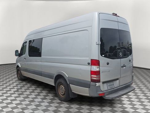 Used 2014 Mercedes-Benz Sprinter 2500 image 3