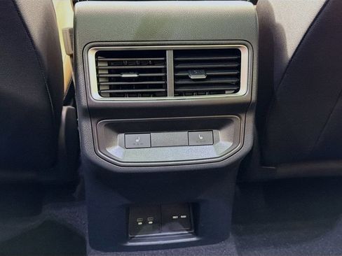 New 2026 Volkswagen Atlas Cross Sport SEL R-Line AWD/4WD image 27