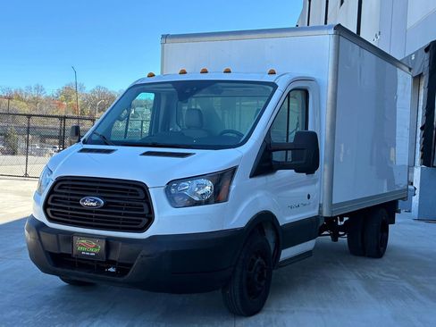 Used 2019 Ford Transit 350 156 DRW RWD image 2