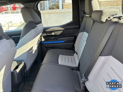 Certified 2025 Toyota Tacoma TRD Off-Road image 26