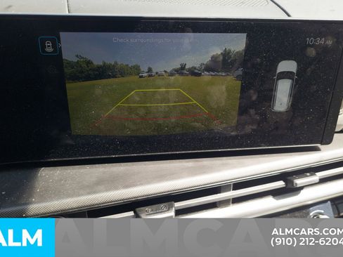 Used 2024 Hyundai Santa Fe SE AWD/4WD image 9