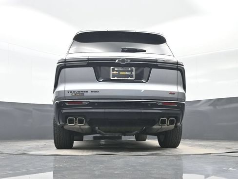 Used 2024 Chevrolet Traverse RS w/ LPO, Floor Liner Package AWD/4WD image 29