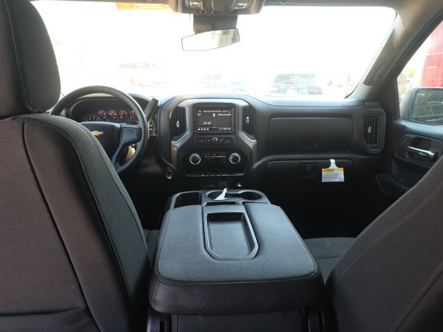 Used 2024 Chevrolet Silverado 1500 Custom w/ Turbomax Blackout Package AWD/4WD image 15