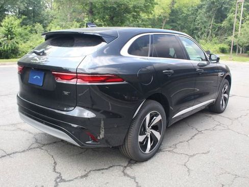 New 2026 Jaguar F-PACE R-Dynamic S image 2