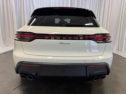 Used 2025 Porsche Macan w/ Premium Package Plus AWD/4WD image 38