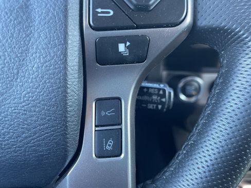 Used 2023 Toyota Tacoma SR5 w/ Technology Package image 30