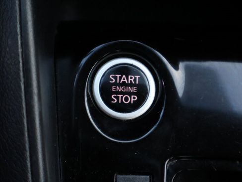 Used 2022 Nissan Kicks S image 31