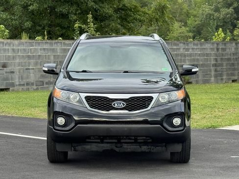Used 2013 Kia Sorento LX w/ Convenience Pkg FWD image 2