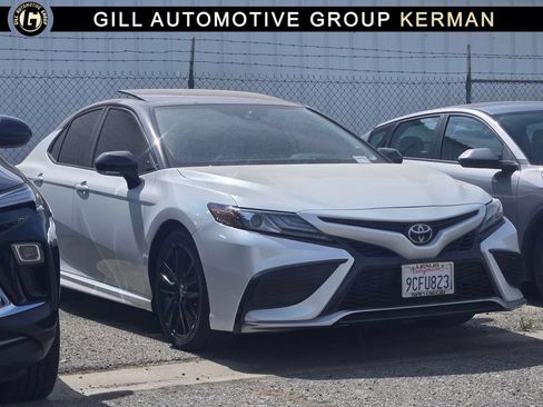 Used 2022 Toyota Camry XSE w/ Carpet Mat Package (TMS) FWD image 1