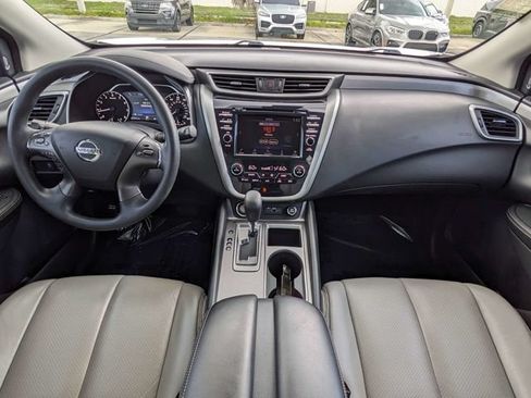 Used 2021 Nissan Murano S FWD image 14
